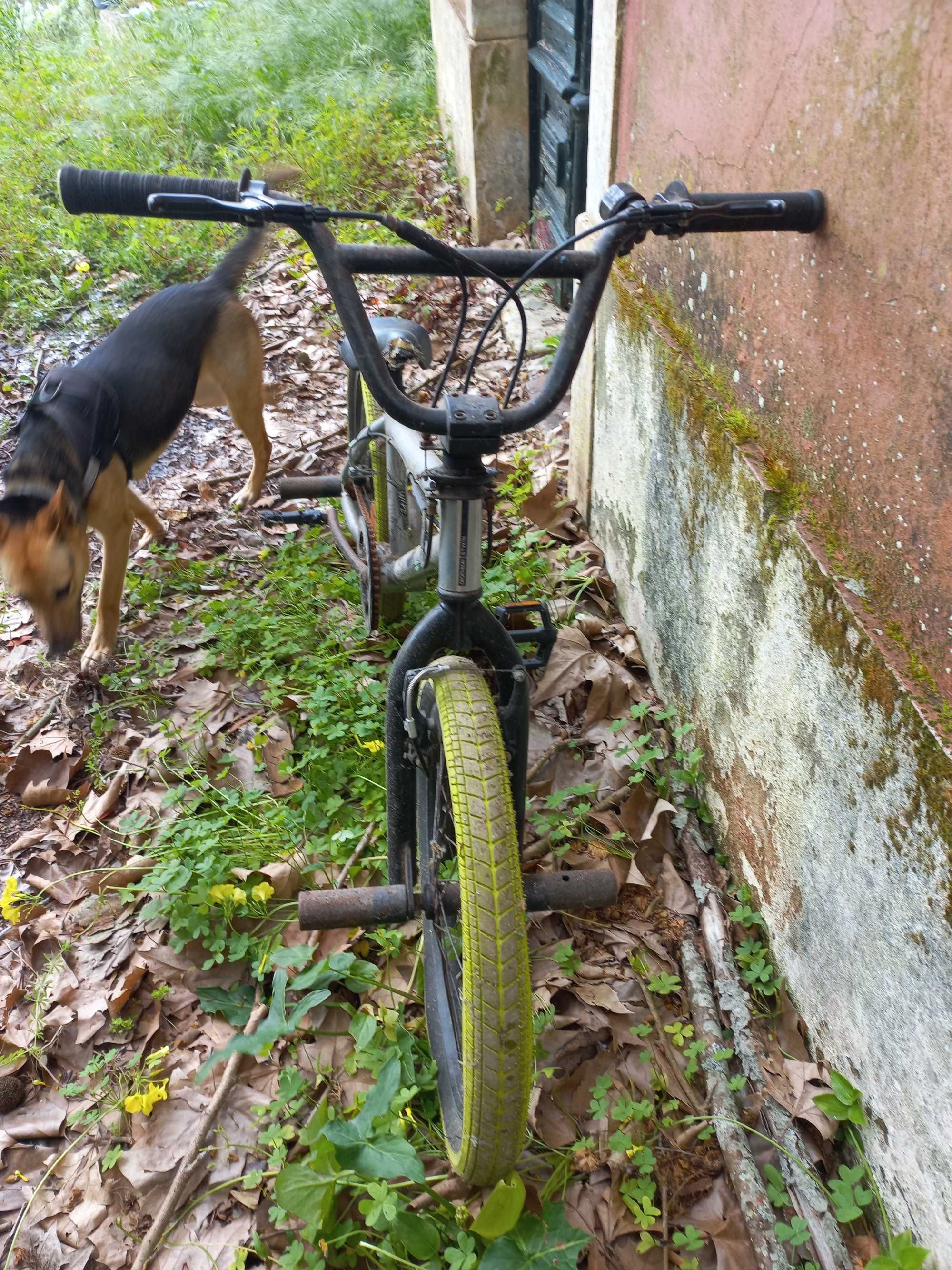 Bicicletas usadas. Novo preço. Bmx original.