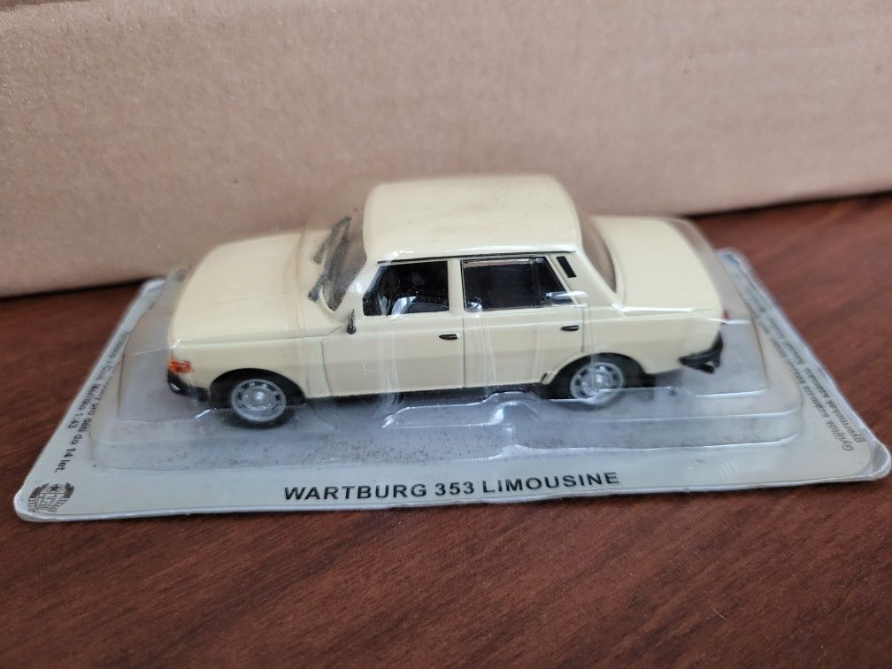 Model z kolekcji Auta PRLu Wartburg 353