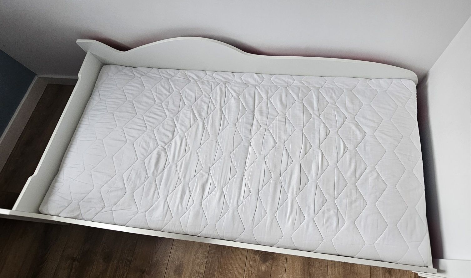Łóżko dziecięce 160x80 z materacem