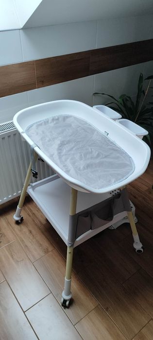 Przewijak wolnostojący