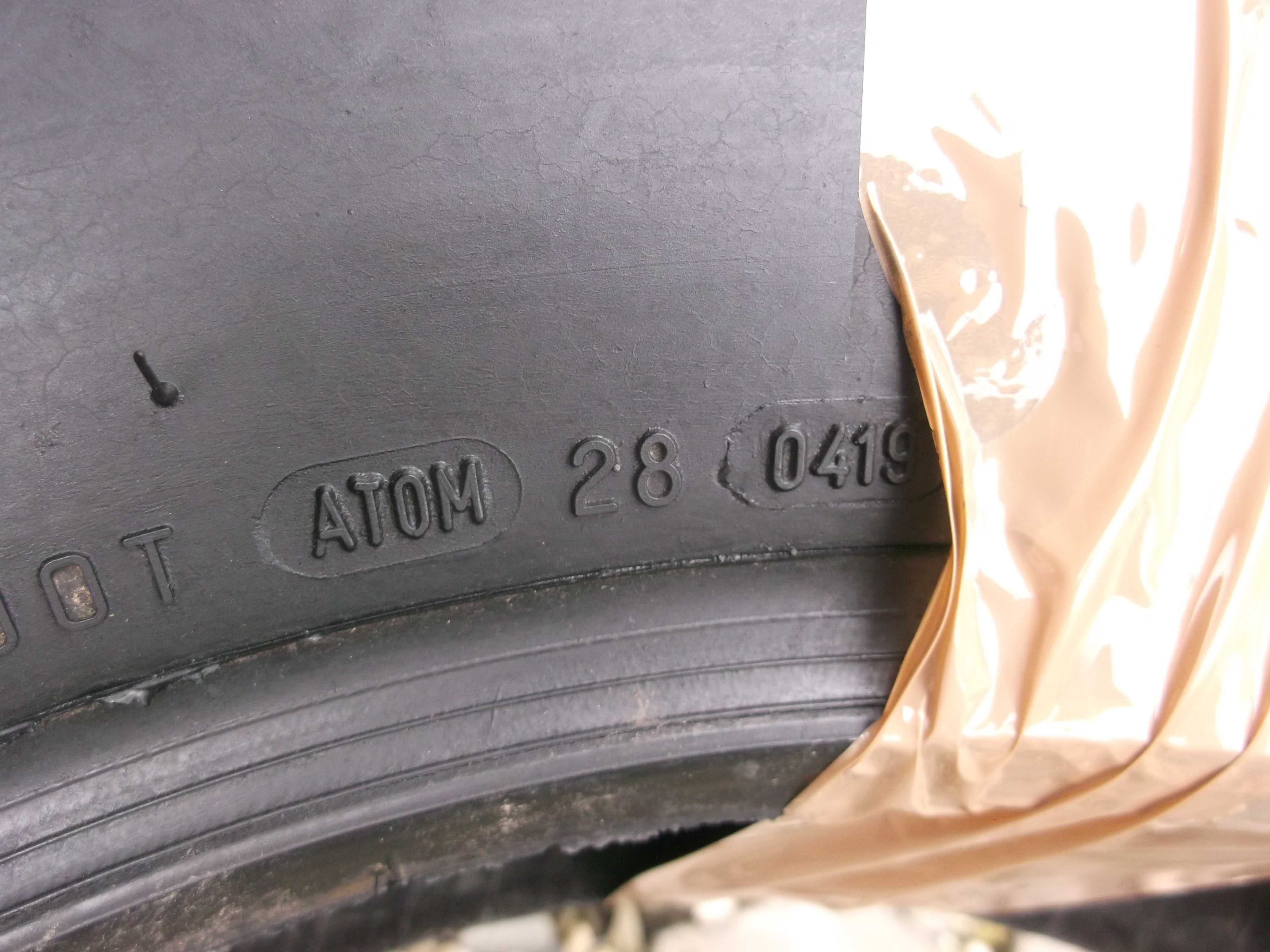 opona 200/70B15 82H Avon Cobra chrome dot0419 7,1mm r15 chopper Av92