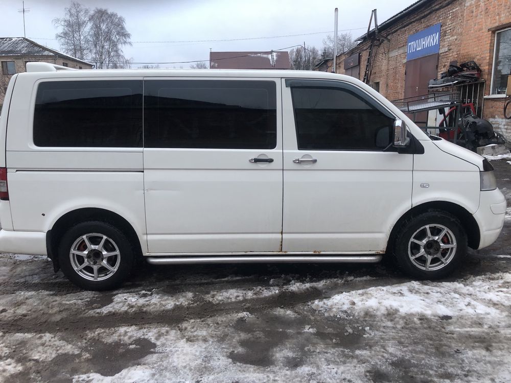 Продам Volkswagen T5 пассажир