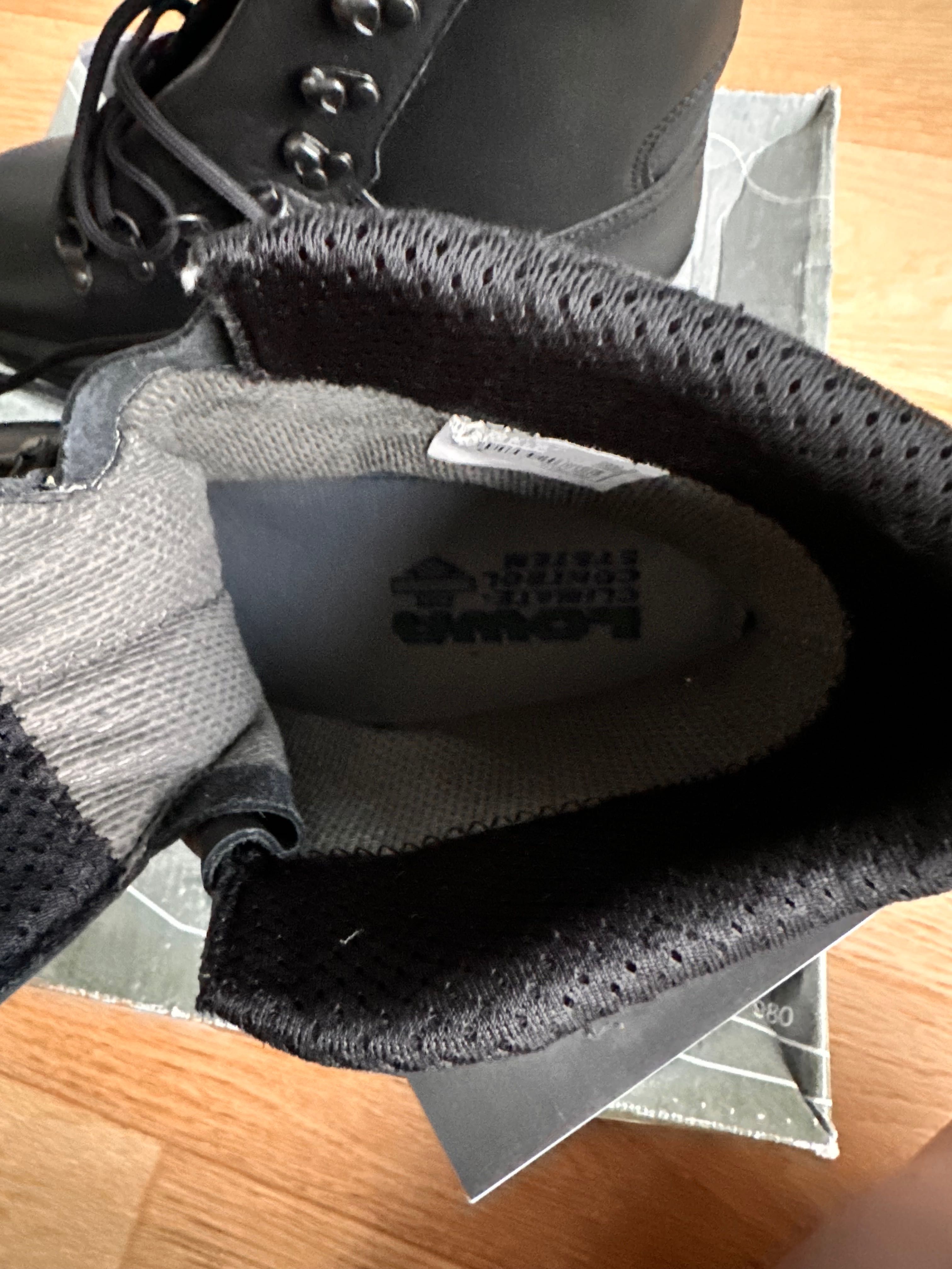 Buty Lowa Mountain Boot GtX 41/5