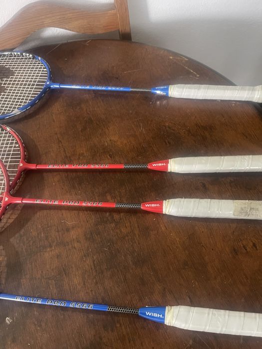 Raquetes de badminton