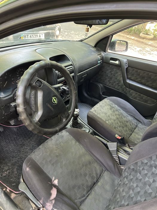 Продам Опель 1.6 бензин