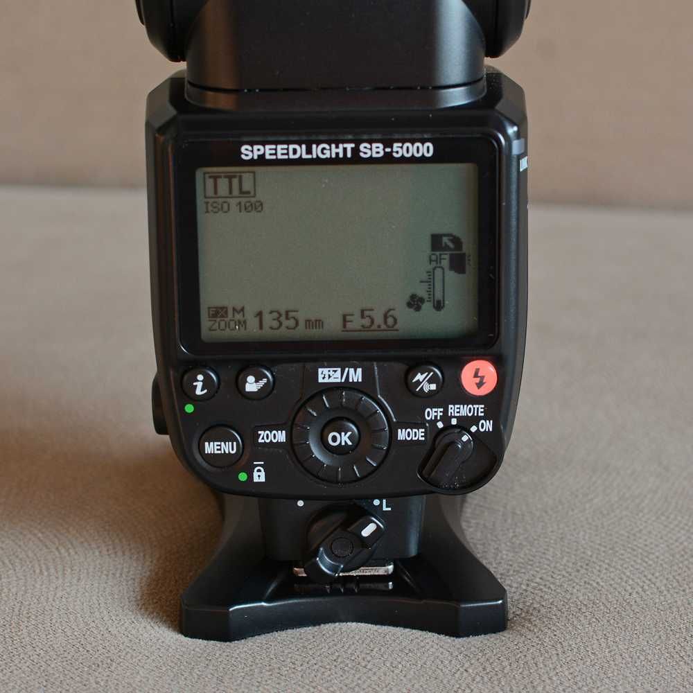 Lampa błyskowa Nikon SB-5000