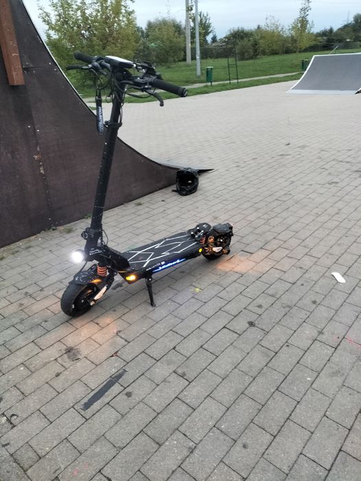 Witam sprzedam lub wymienie za g2 maxa bez żadnej dopłaty opis