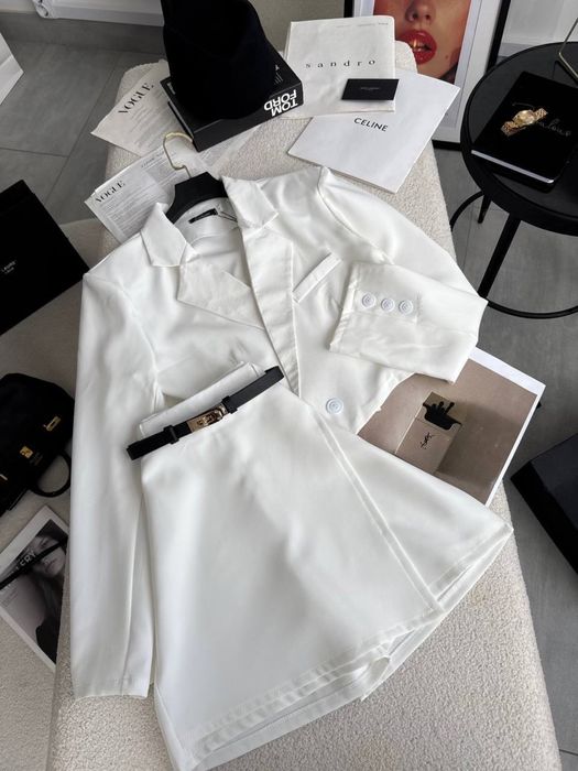 Жіночий Костюм (жакет + спідниця-шорти )