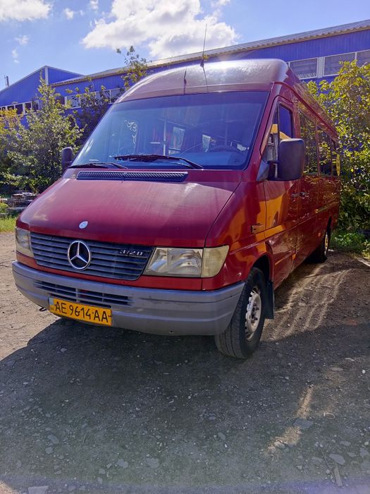 MB Sprinter 2000 рік