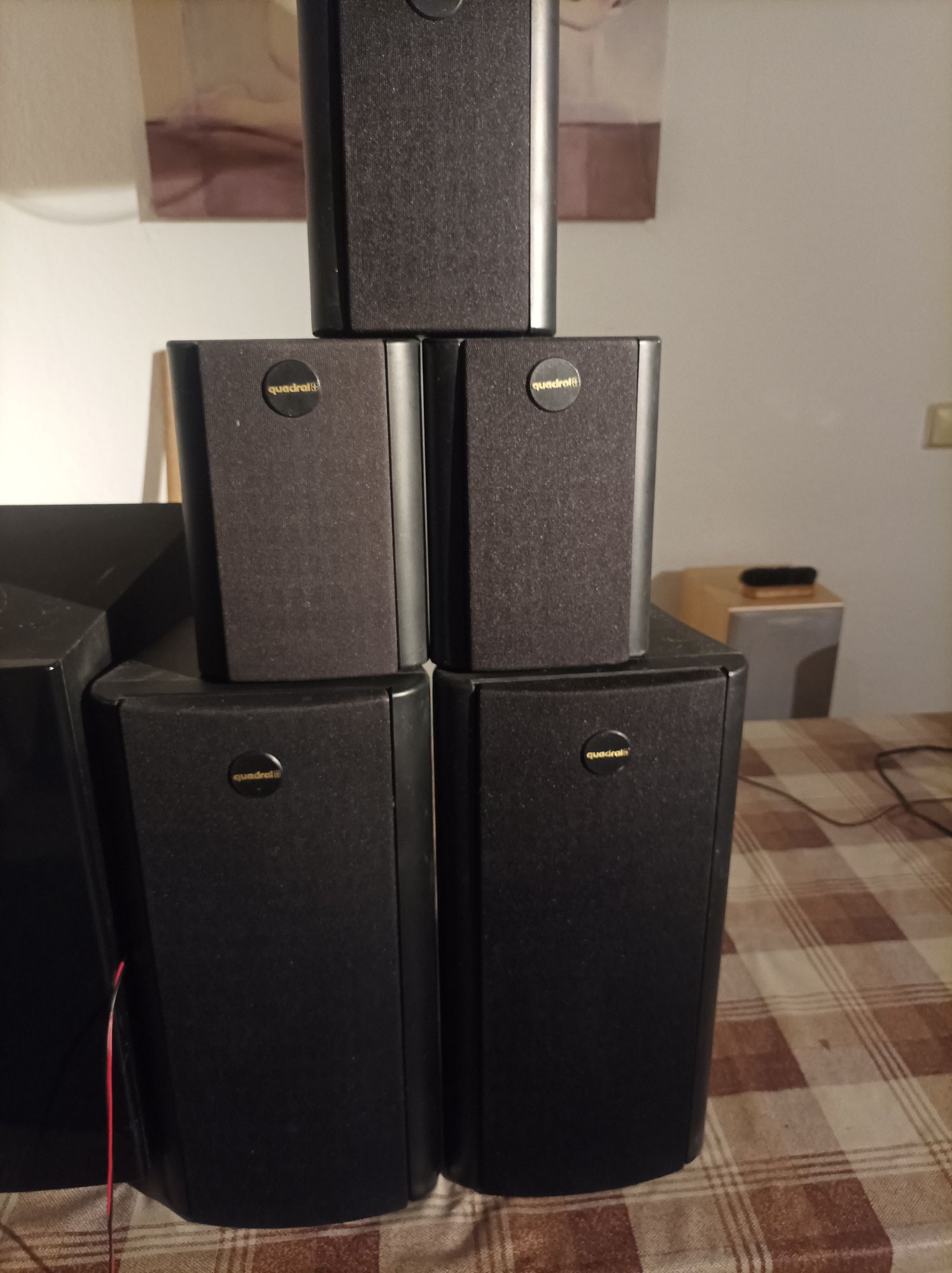 Kolumny QUADRAL HTS-40,HTS-10,HTS-20 TV