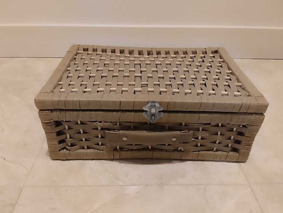 Mala de piquenique estilo vintage feita a mão- NOVA