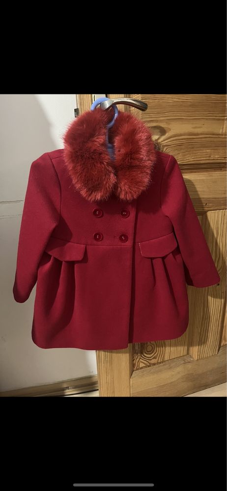 Пальто на дівчинку 2-3 роки