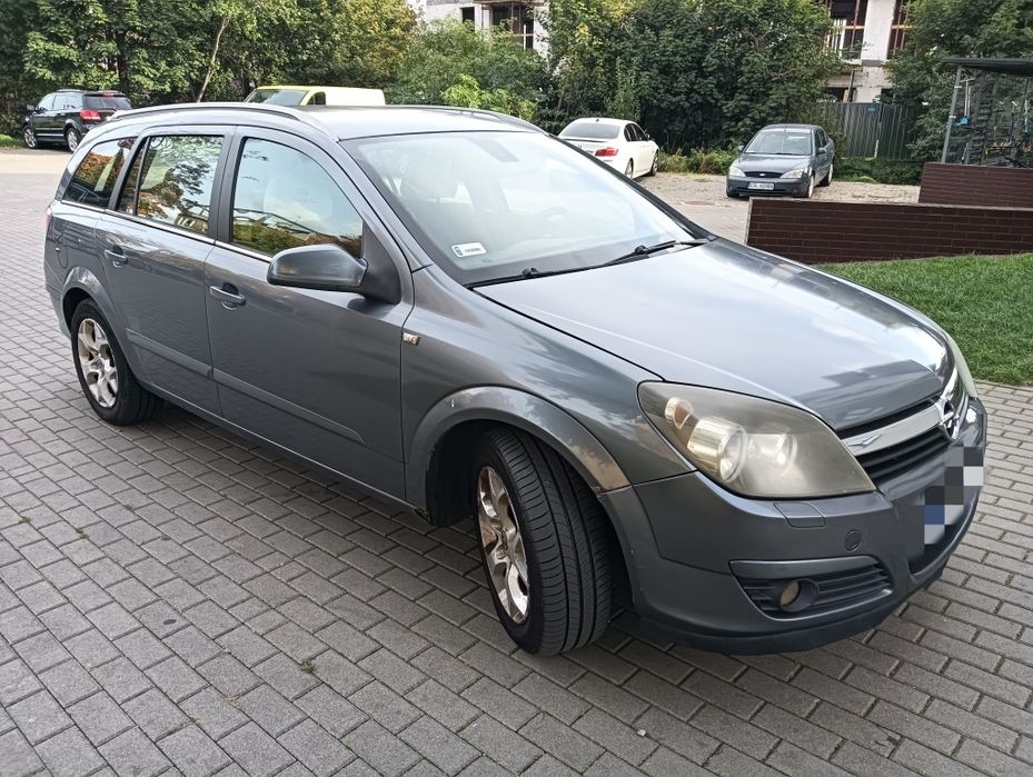 Opel Astra 1.9 CDTI 120 km 2006 rok kombi