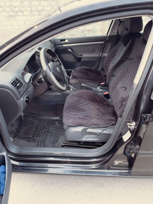 Golf 5. 1.6 MPI. 2006