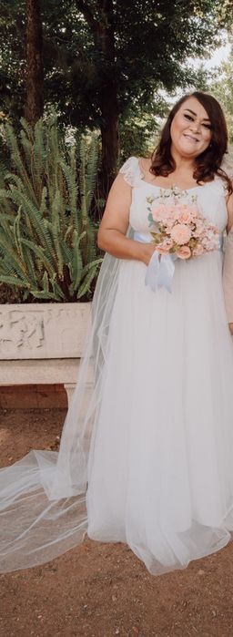 Vendo vestido de noiva novo