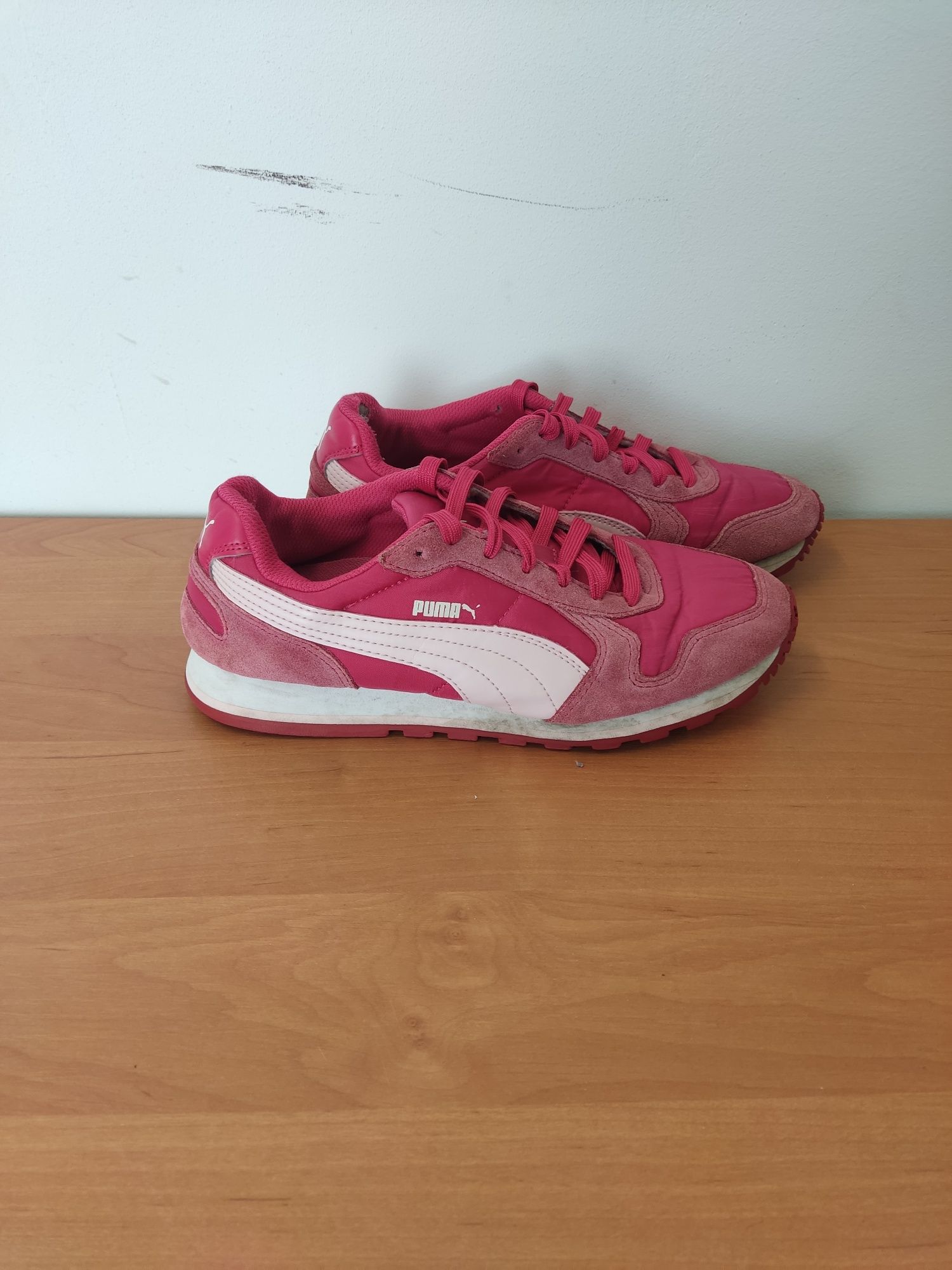 Buty Puma damskie rozmiar 38,5 st runner różowe sportowe