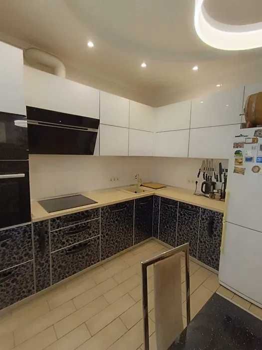 Продам 2 комнатную квартиру центр сертификат