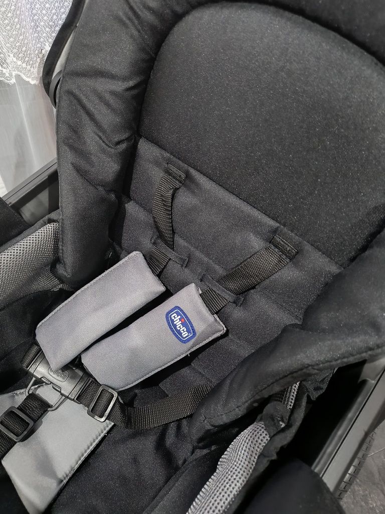 Nowy wózek Chicco activ3