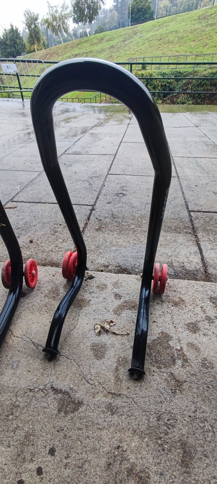 Suporte mota desportivo