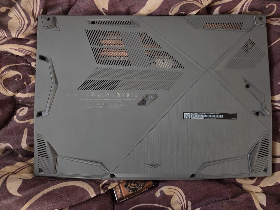 MSI Thin ноутбук A15 B7VE (B7VE-417XUA) Cosmos Gray