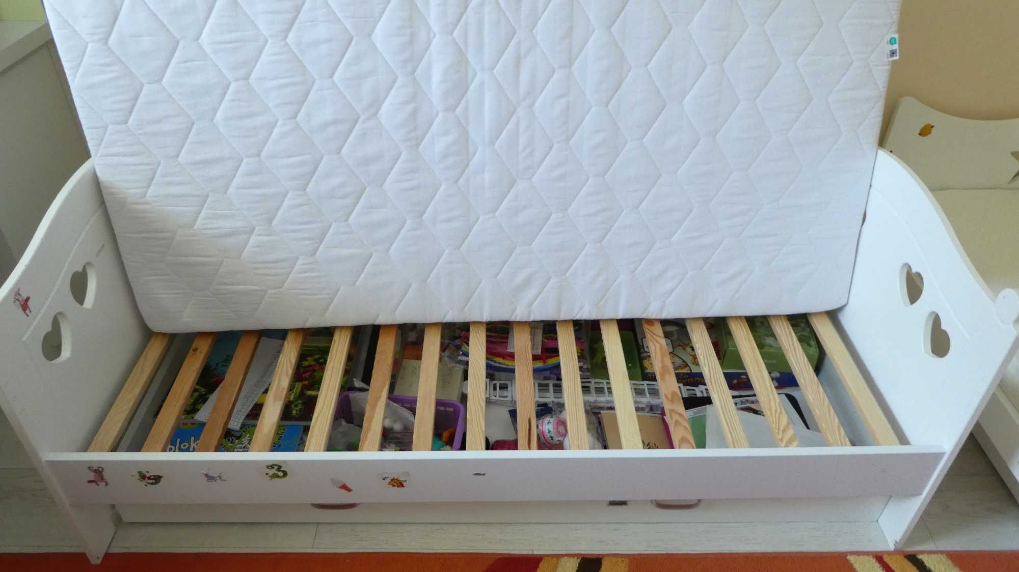 Łóżko dziecięce 160x80 serca