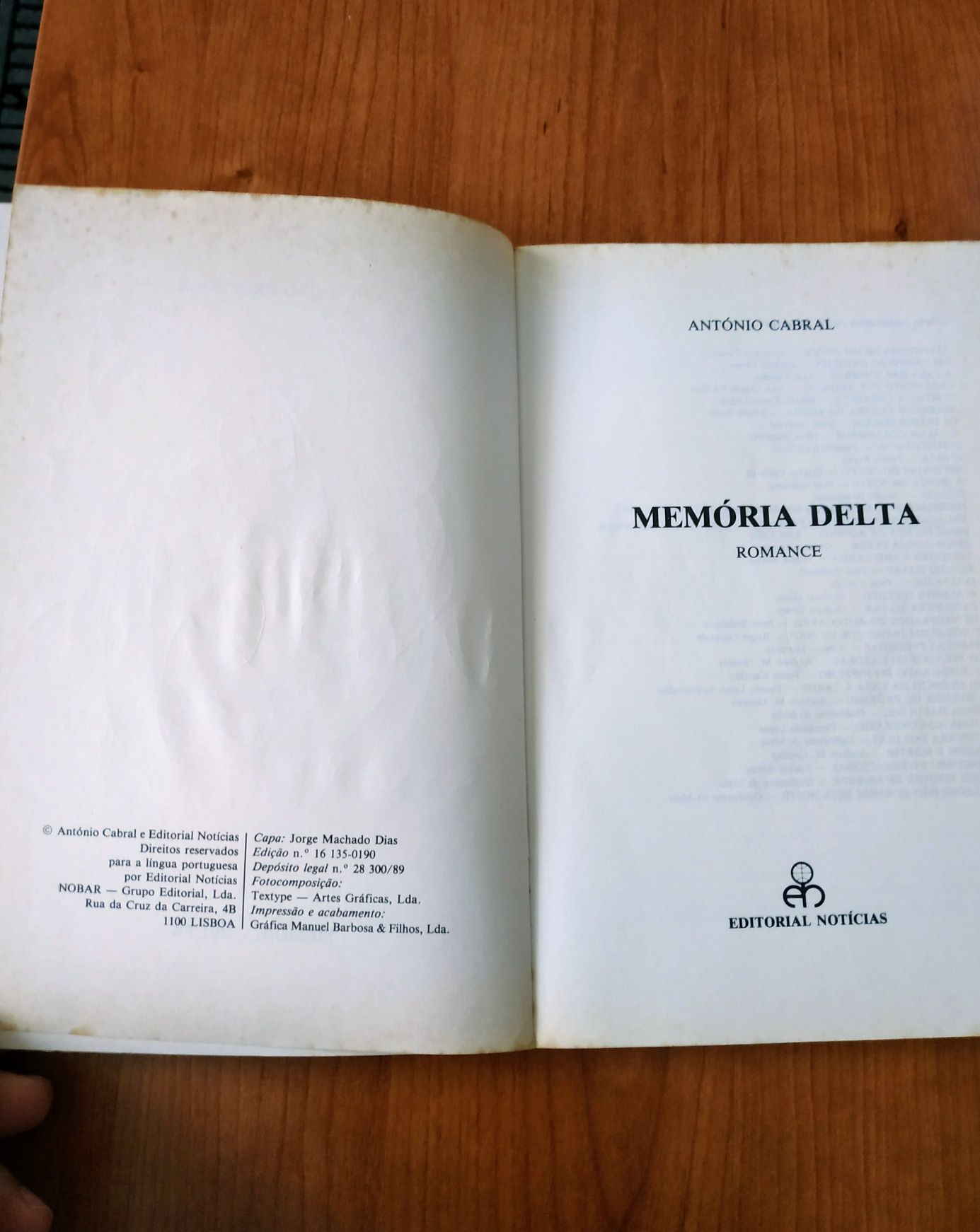 Livro "Memória Delta"