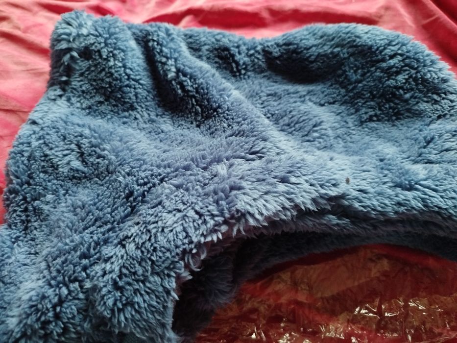 Nowy niebieski ciepły pluszowy kaptur z kominem i maską