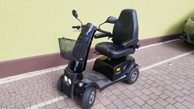 Wózek inwalidzki elektryczny MEYRA