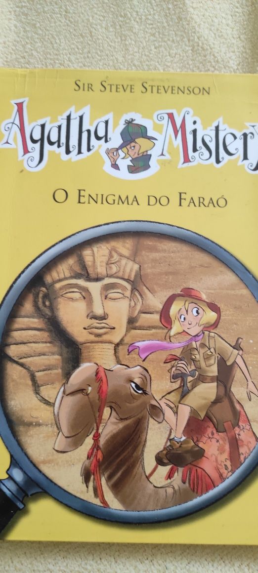 Livros Agatha e uma aventura entre Douro ,Caderno de atividades 8o ano