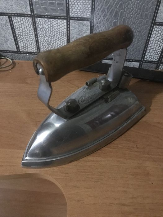Утюг ссср 1953 без шнура