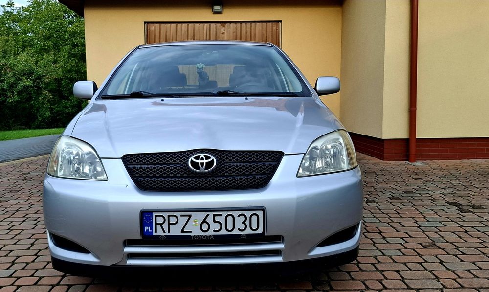 Toyota Corolla E12