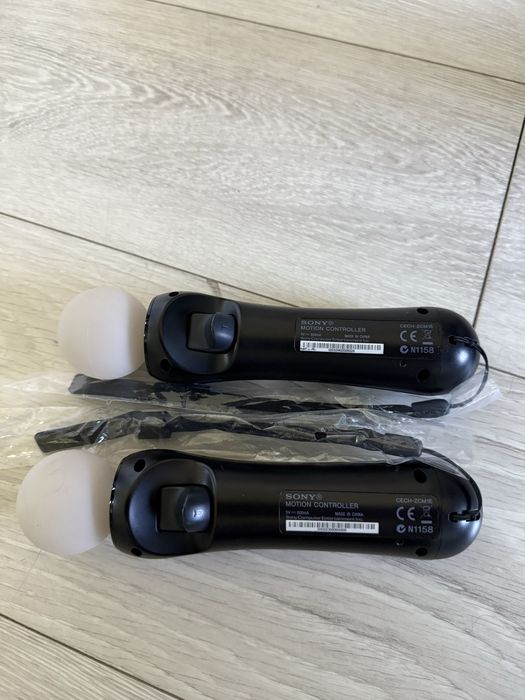 2 Kontrolery ruchu Move Sony VR PS4 CECH-ZCM1E