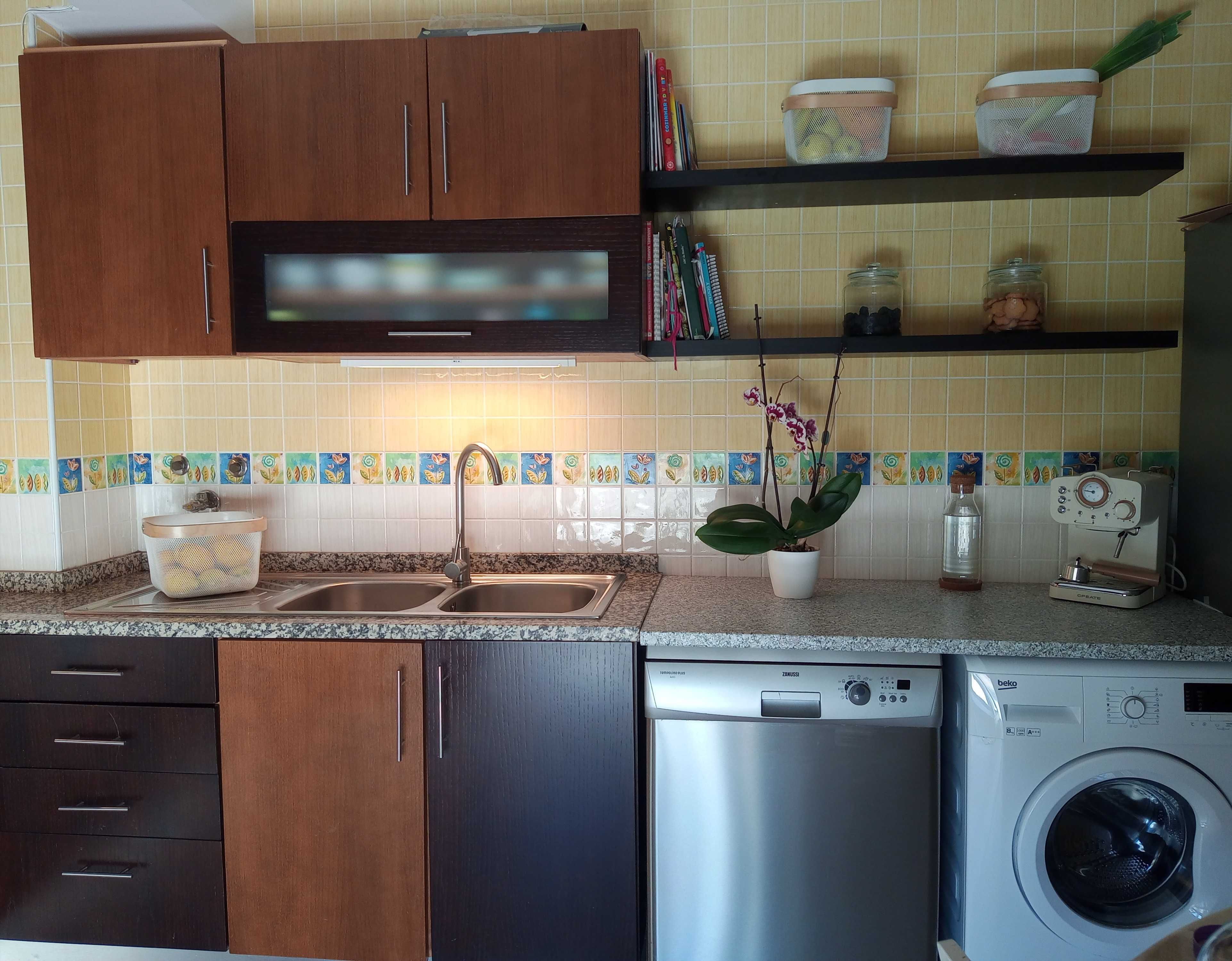 Vendo cozinha 5anos de uso