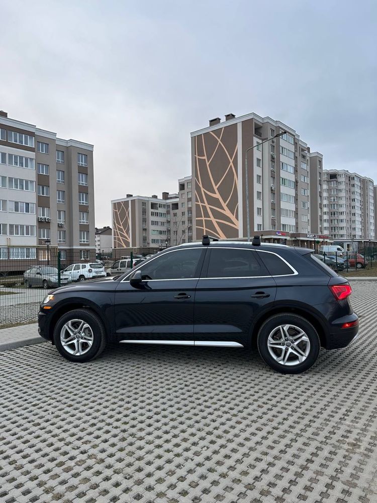 Ауді Q5 Remium Plus 2018