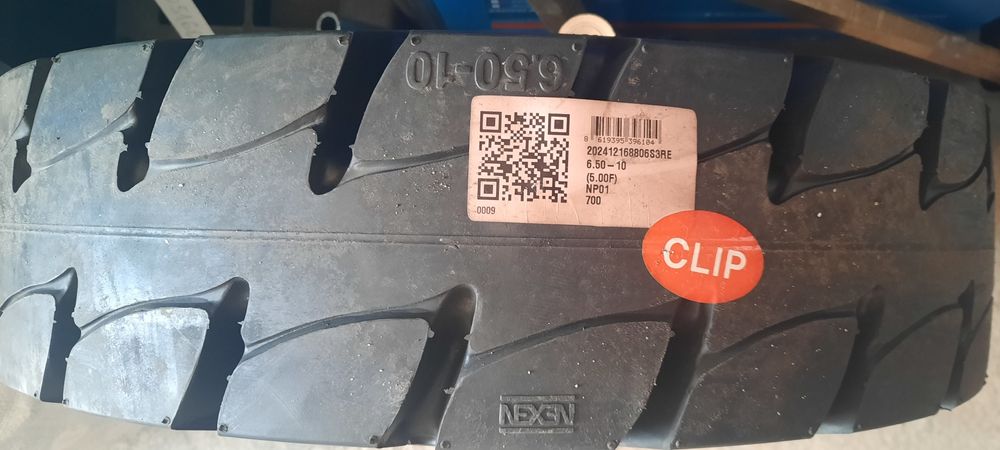 Шины цельнолитые Nexen Solidpro