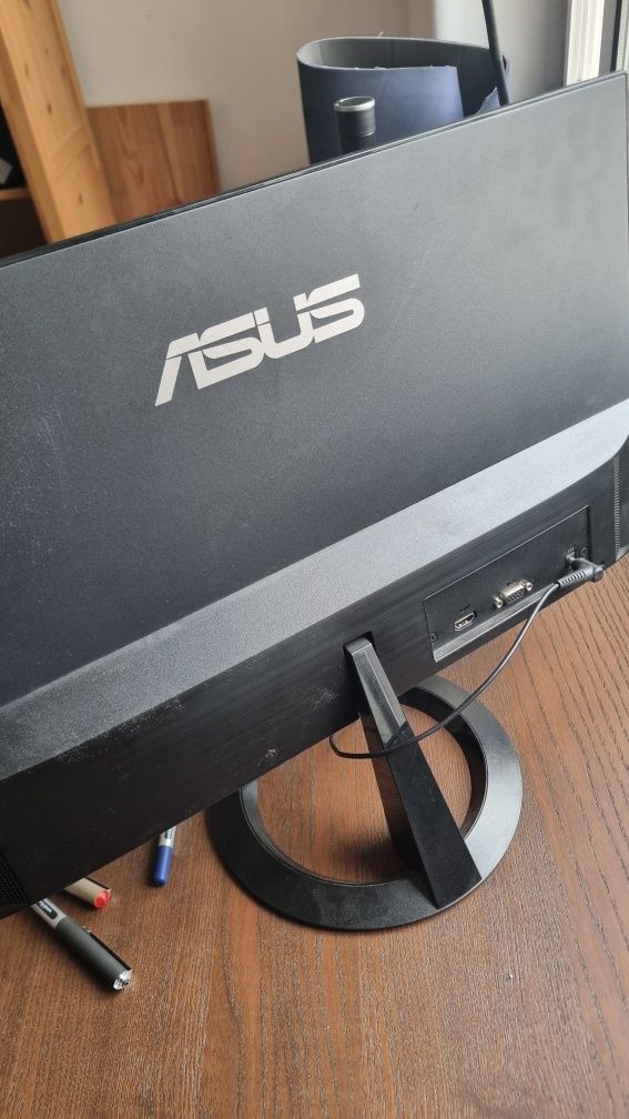 Monitor Asus full HD 22"