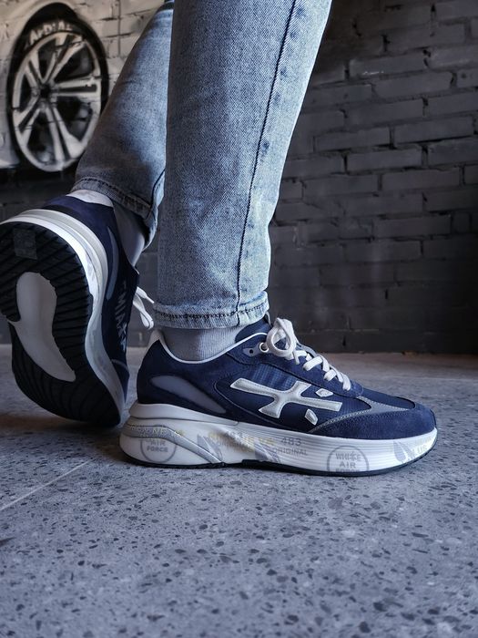 Premiata MOERUN 7306 в наявності.