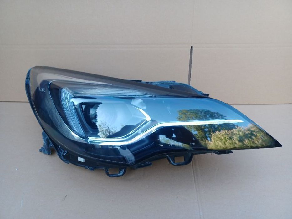 Full Led przedni prawy Opel Astra V 5 K lampa 39111150