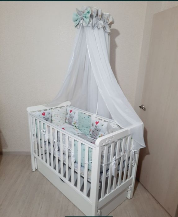 Цена за все!!! Детскую кроватку продам!!!