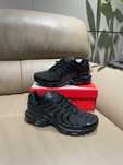 ButyDamskie Nike_Shox_TN_Blcak_Uniseks R.45