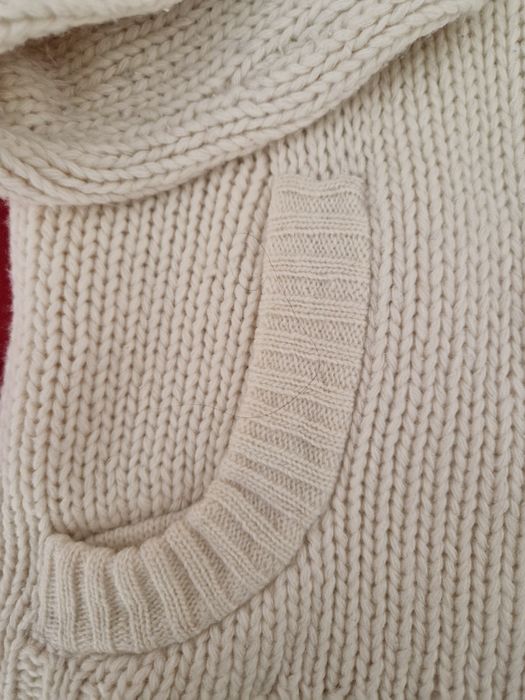 Casaco de malha com capuz