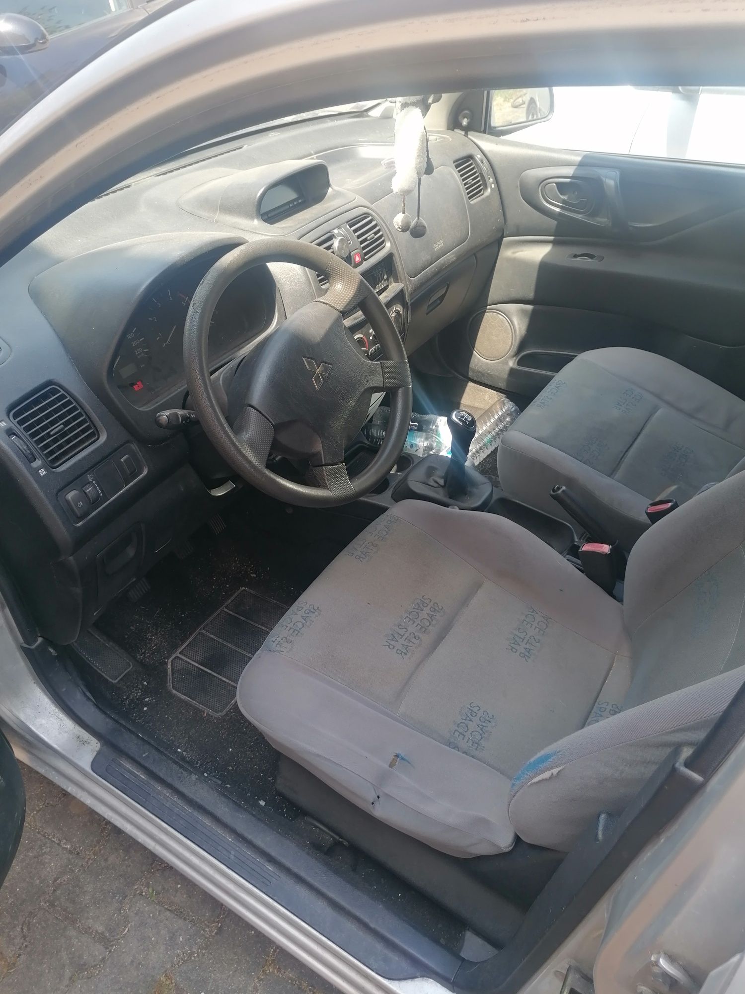Mitsubishi space star 1.9