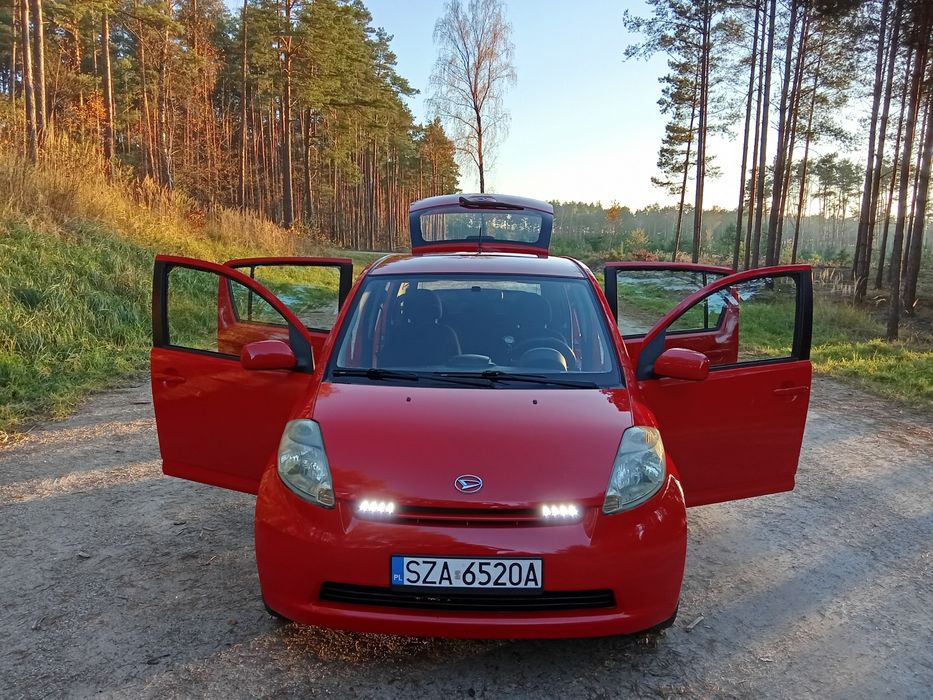 Daihatsu SIRION 2006 1.0 benzyna