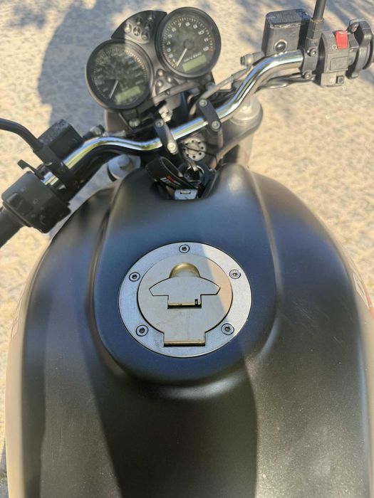Ducati Monster 695