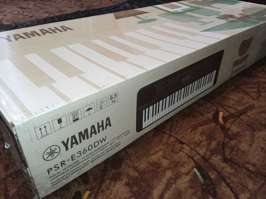 Синтезатор Yamaha PSR-E360DW + чехол