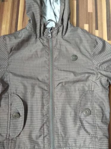 Kurtka kurteczka dziecięca chłopięca przejściowa z kapturem Zara 98