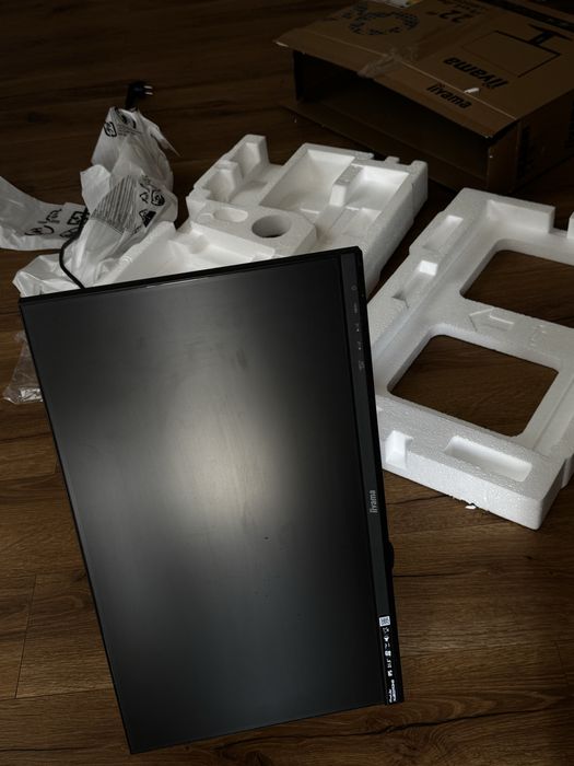 Вертикальний горизонтальний монітор