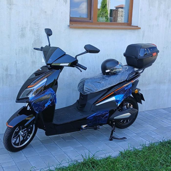 Електроскутер SOKMOTO Wolf 2999W 72V/28Ah