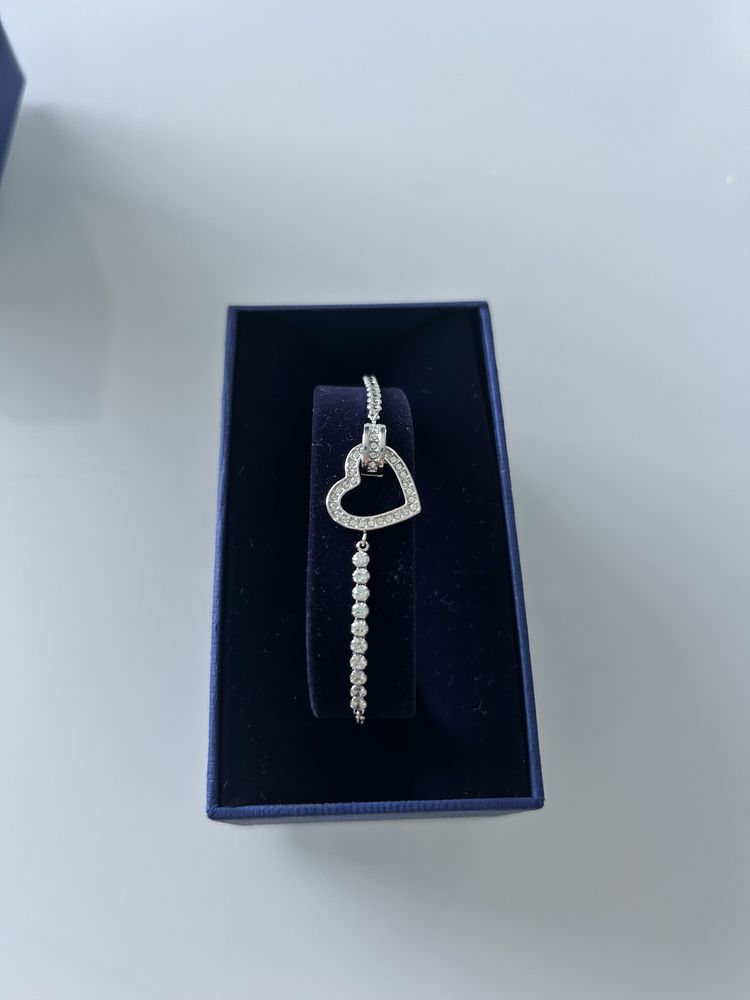 Серебряный браслет Swarovski