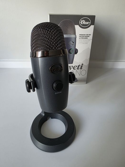 Microfone Logitech for Creators Blue Yeti Nano USB